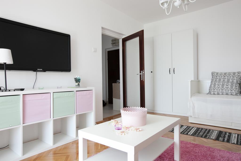 Butterfly Apartment Rijeka Luaran gambar