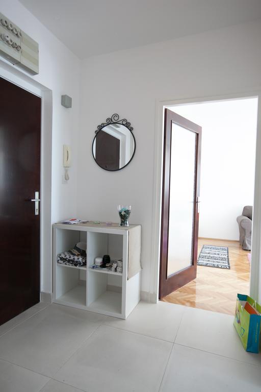 Butterfly Apartment Rijeka Luaran gambar
